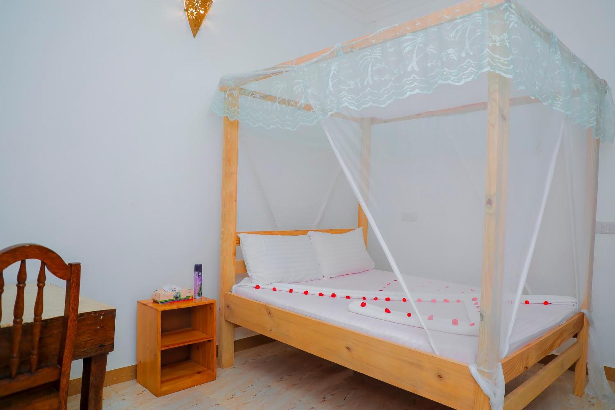 Bed and Breakfast Raha House Nungwi Exterior foto